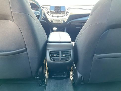 Used 2022 Chevrolet Malibu LT FWD image 26