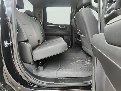 Used 2024 Chevrolet Silverado 1500 LT Trail Boss image 13