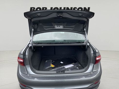 New 2025 Volkswagen Jetta SE image 13