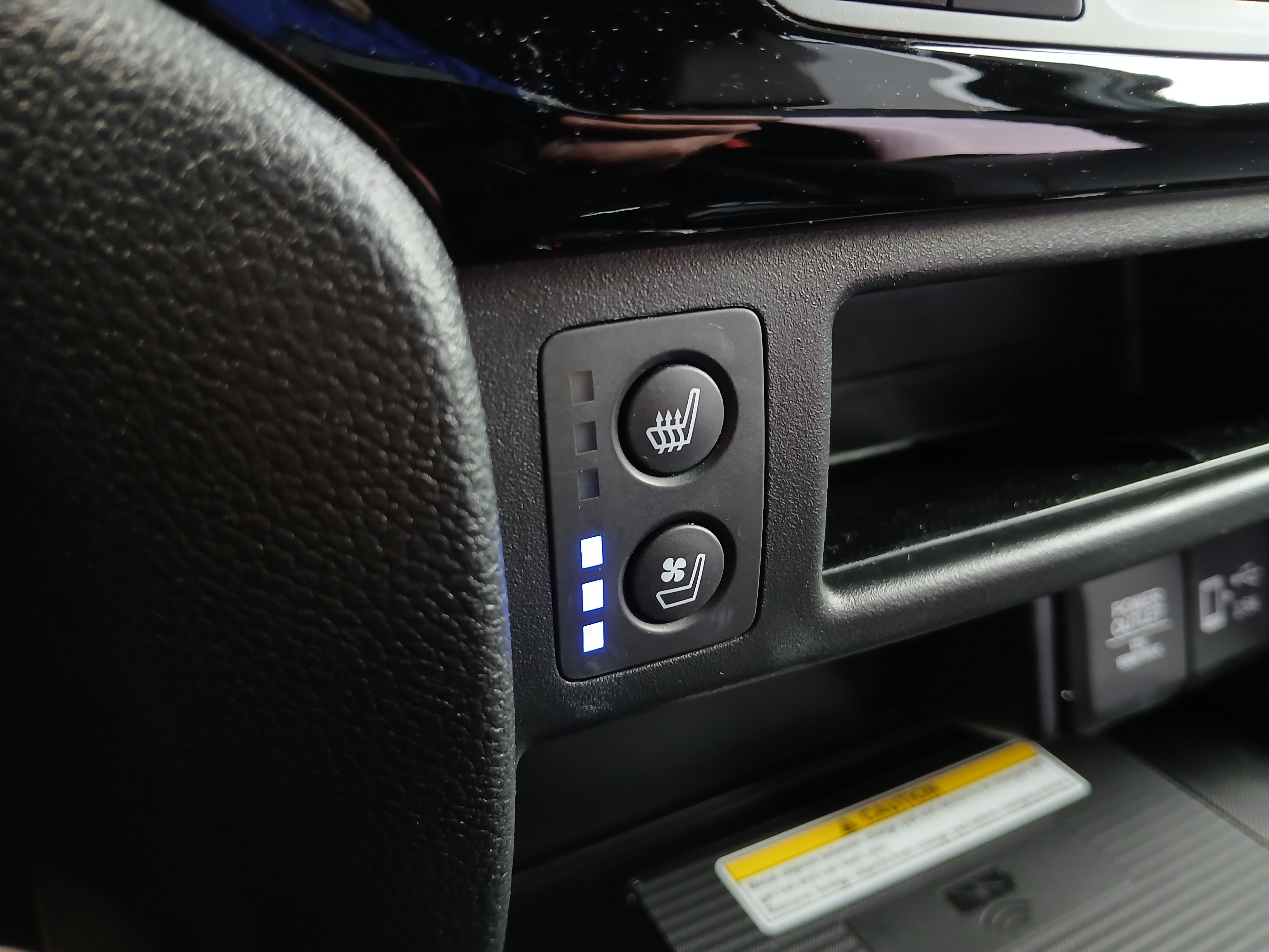 Used 2023 Honda Passport Elite image 15