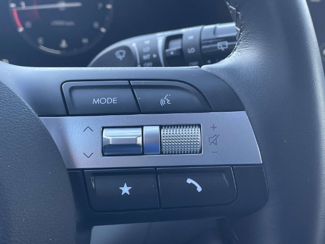 Certified 2025 Hyundai Tucson SEL FWD image 24