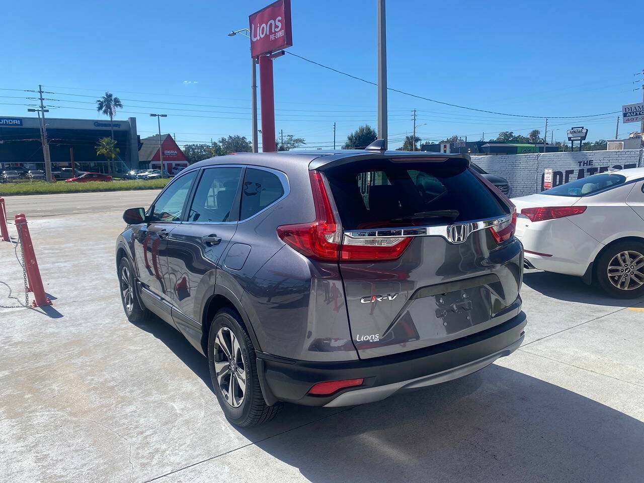 Used 2018 Honda CR-V LX image 7