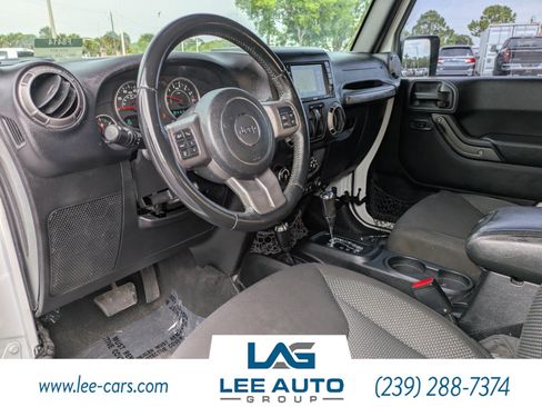 Used 2016 Jeep Wrangler Sport AWD/4WD image 13