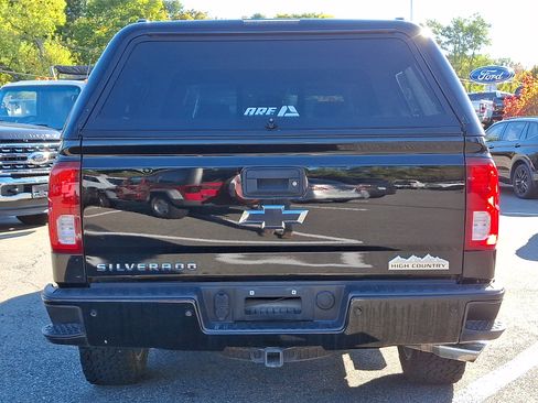 Used 2017 Chevrolet Silverado 1500 High Country image 9