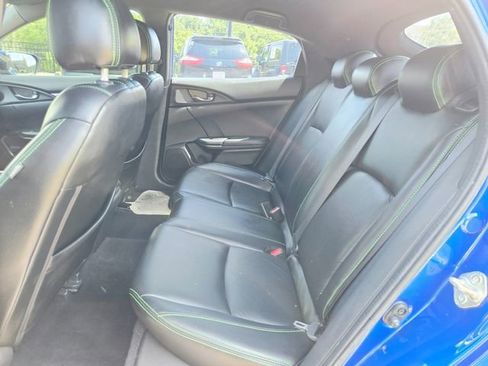 Used 2017 Honda Civic Sport image 12