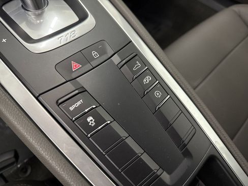 New 2025 Porsche 718 Cayman image 24