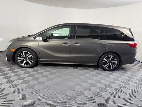 Used 2019 Honda Odyssey Elite image 9