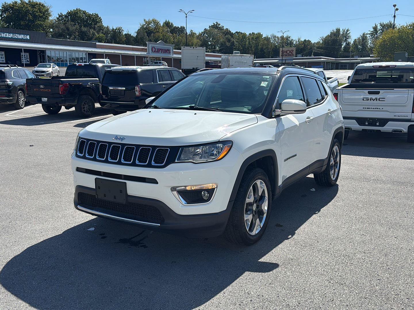 Used 2018 Jeep Compass Limited AWD/4WD image 1