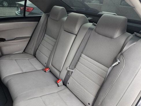 Used 2017 Toyota Camry LE image 11