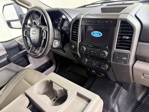 Used 2018 Ford F450 XL w/ STX Appearance Package AWD/4WD image 26