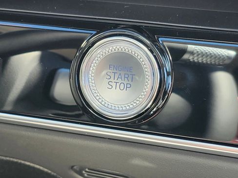 New 2026 Genesis GV70 2.5T Select image 27