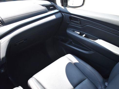 Used 2024 Honda Odyssey Sport image 21