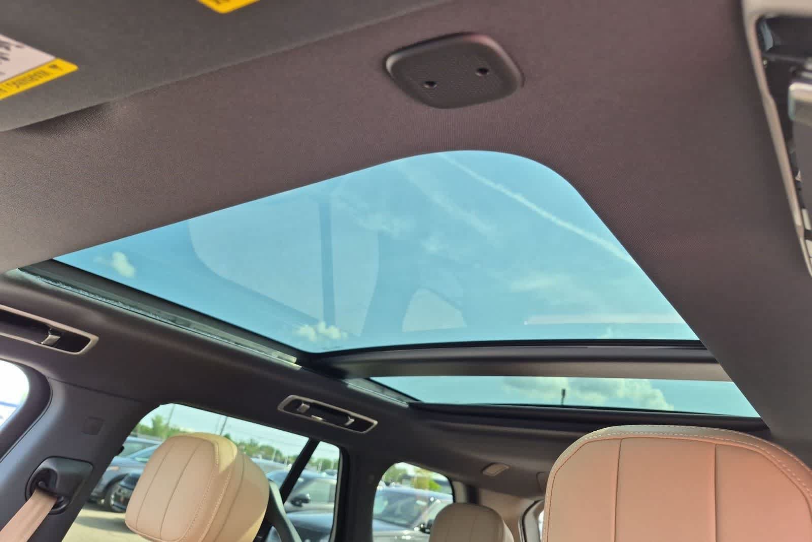 New 2026 Land Rover Range Rover SE AWD/4WD image 19