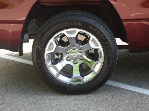Used 2023 RAM 1500 Laramie AWD/4WD image 29