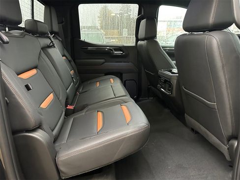 Used 2022 GMC Sierra 1500 AT4 w/ AT4 Premium Package image 13