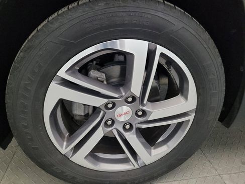 Used 2021 GMC Terrain SLT w/ LPO, Floor Liner Package AWD/4WD image 31