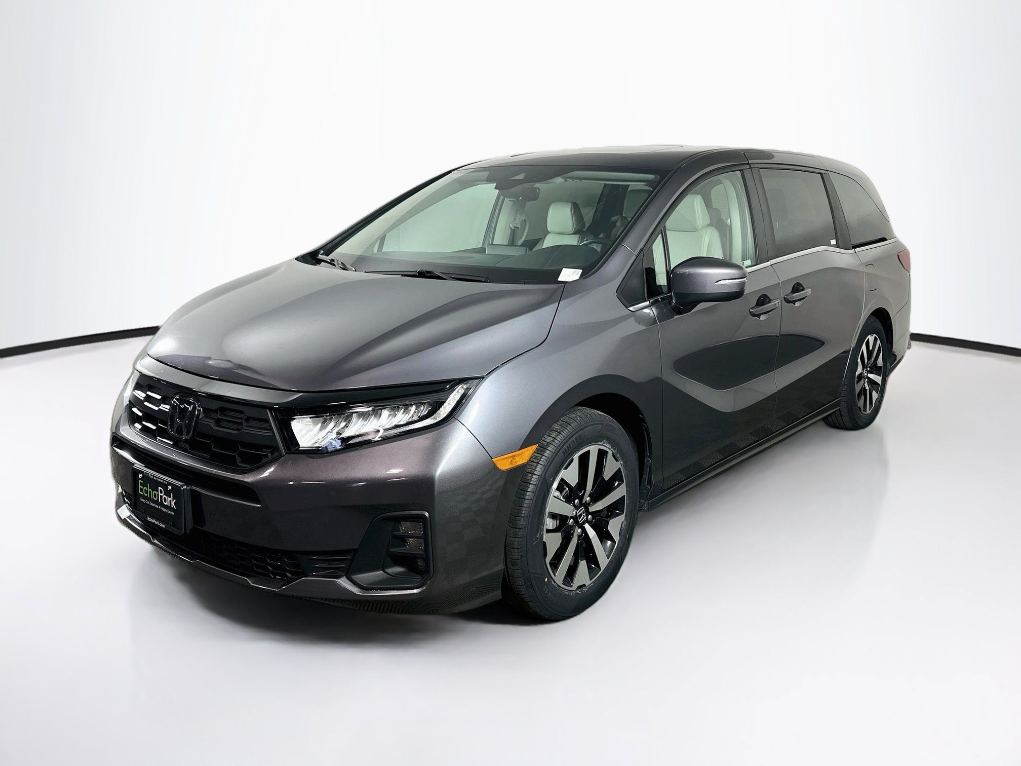 Used 2025 Honda Odyssey EX-L image 3