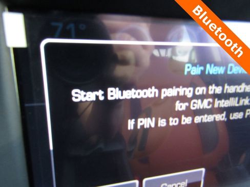 Used 2019 GMC Acadia SLT image 9