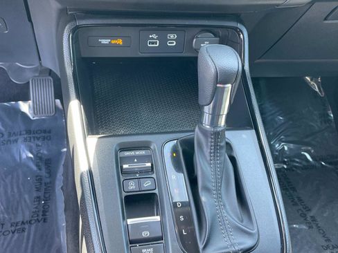 Used 2024 Honda CR-V EX image 15