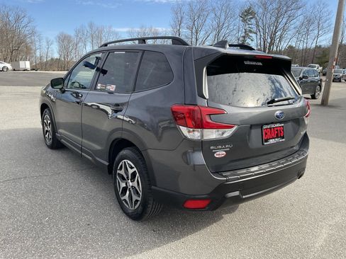 Used 2020 Subaru Forester Premium w/ Popular Package #1 AWD/4WD image 3