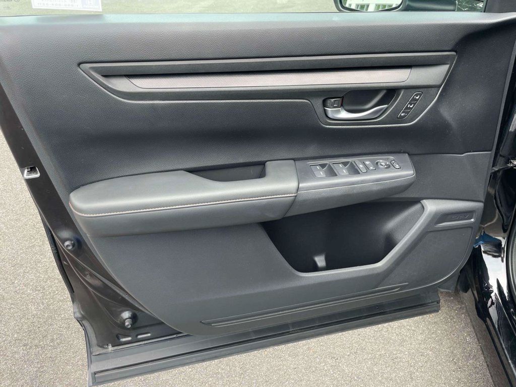 Used 2024 Honda CR-V Sport-L image 16