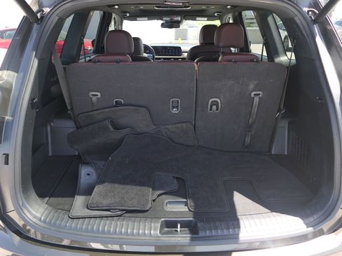 Used 2023 Kia Telluride EX w/ EX Captain's Chair Package AWD/4WD image 26