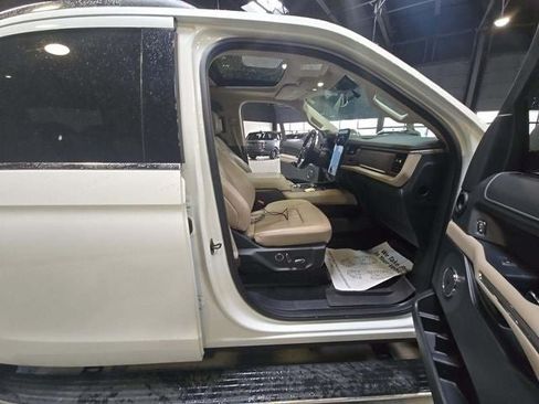 Used 2023 Ford Expedition Max Limited AWD/4WD image 16