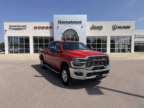 Used 2026 RAM 2500 Big Horn AWD/4WD image 1