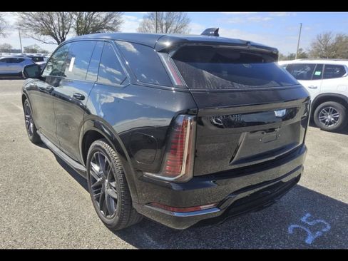 Used 2025 Cadillac Escalade IQ Sport 2 AWD/4WD image 4