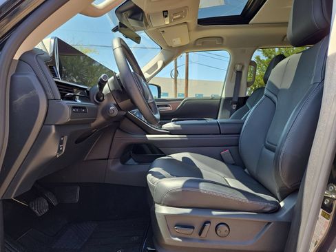 Used 2026 INFINITI QX80 Pure w/ Cargo Package RWD image 16