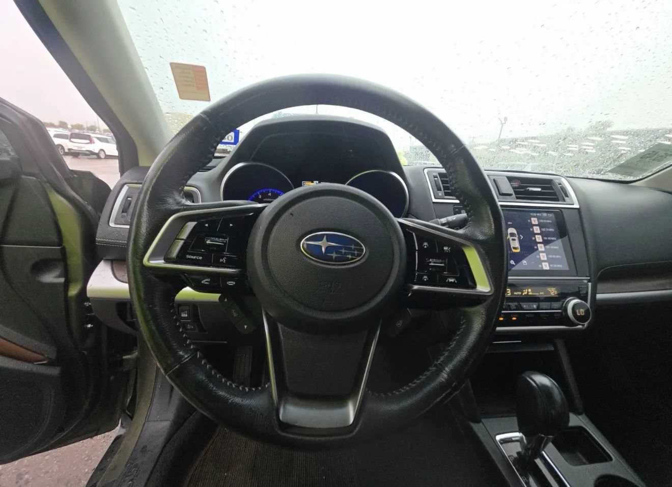 Used 2018 Subaru Outback 3.6R Touring w/ Popular Package #3 AWD/4WD image 13