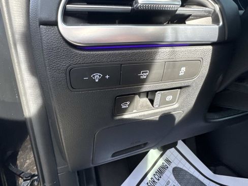Used 2025 Hyundai Palisade Calligraphy image 21