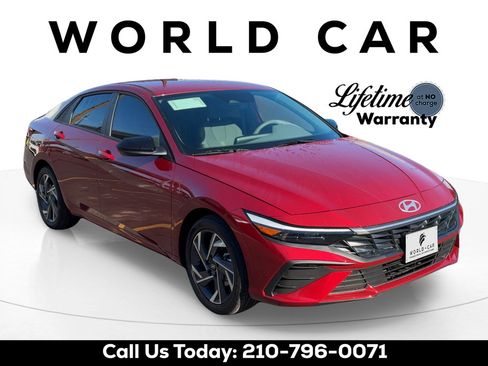 Used 2025 Hyundai Elantra Sport FWD image 1