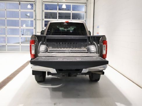 Used 2019 Ford F250 XLT image 28