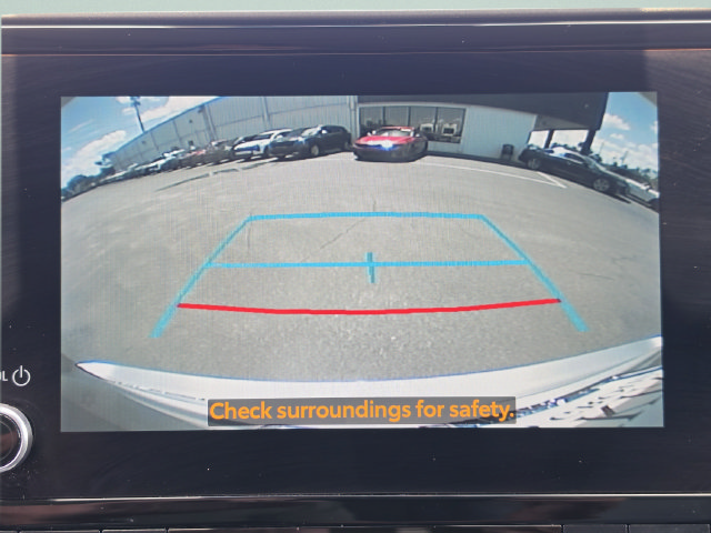 Used 2023 Toyota Highlander XLE AWD/4WD image 35