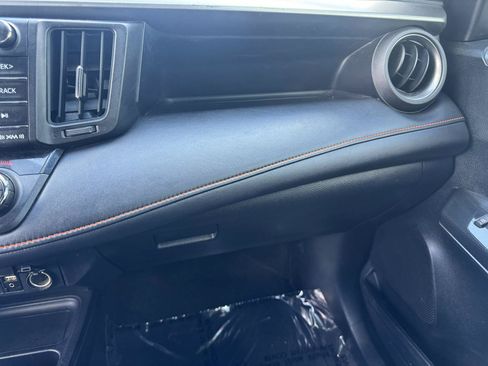 Used 2016 Toyota RAV4 SE AWD/4WD image 18