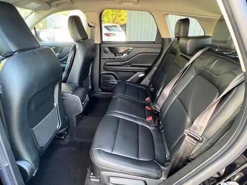 New 2026 Lincoln Corsair Premiere image 20