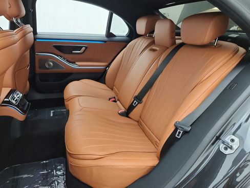 Certified 2023 Mercedes-Benz S 580 4MATIC Sedan image 15