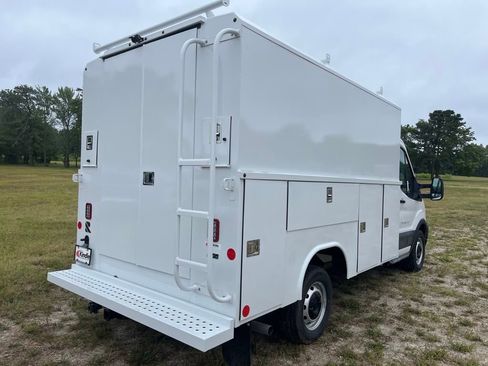 New 2025 Ford Transit 350 image 19