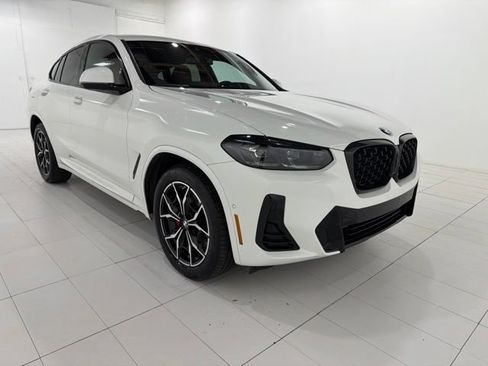Certified 2024 BMW X4 xDrive30i w/ Premium Package AWD/4WD image 7