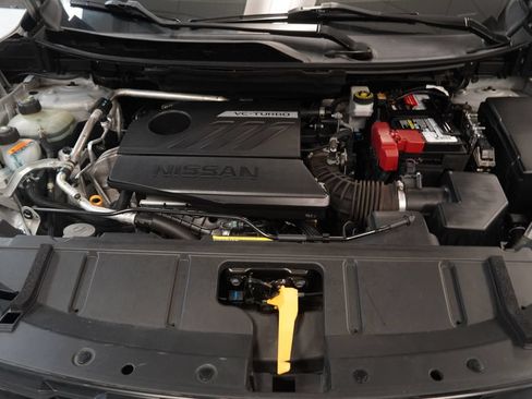 Used 2022 Nissan Rogue SV AWD/4WD image 39