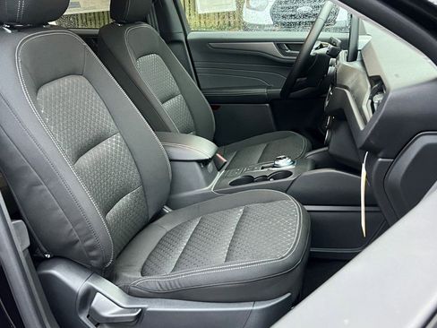 New 2026 Ford Escape Active w/ Cold Weather Package image 8
