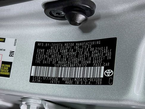 Used 2024 Toyota Corolla SE image 29