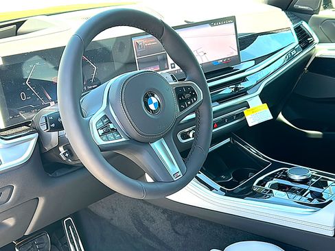 New 2026 BMW X5 sDrive40i w/ M Sport Package RWD image 9