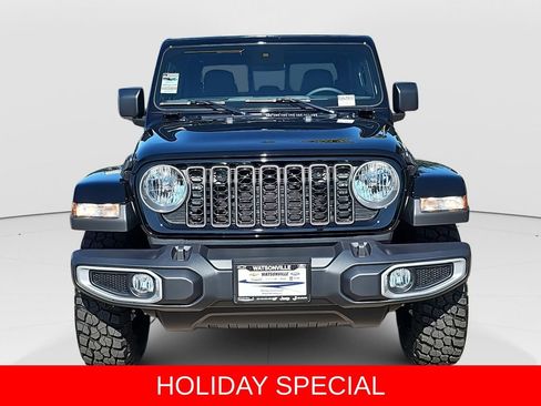 New 2025 Jeep Gladiator Willys image 8
