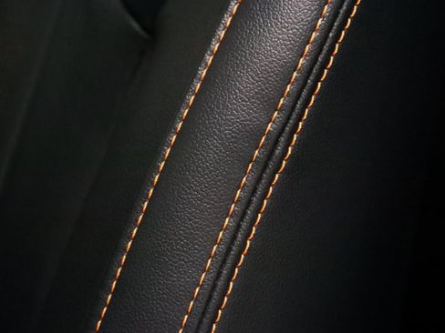 Used 2023 Subaru Crosstrek 2.5i Limited w/ Moonroof Package image 16