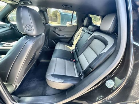 Certified 2025 Chevrolet Equinox LT w/ Convenience Package II image 24