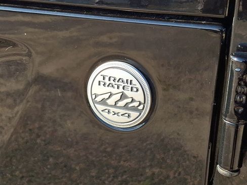 Used 2020 Jeep Gladiator Sport AWD/4WD image 11
