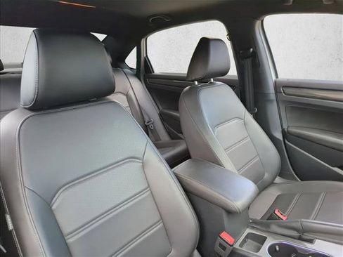 Used 2022 Volkswagen Passat 2.0T R-Line image 27