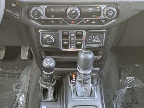 New 2026 Jeep Gladiator Sport AWD/4WD image 21